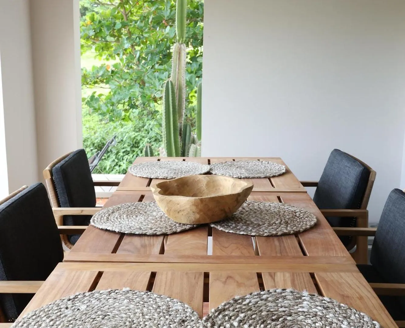 Olive Villa Palmas - Modern Beachfront Humacao