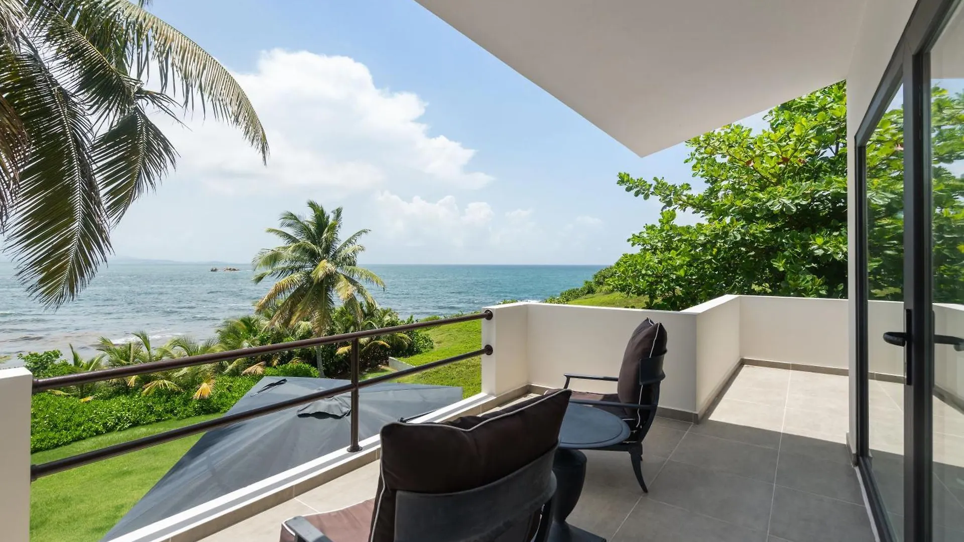 Olive Villa Palmas - Modern Beachfront Humacao Puerto Rico