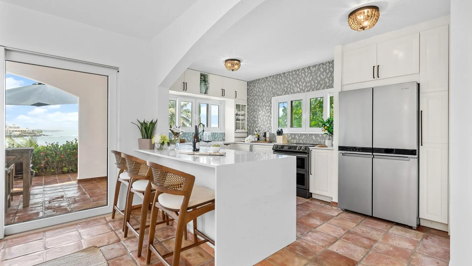 Olive Villa Palmas - Modern Beachfront Humacao