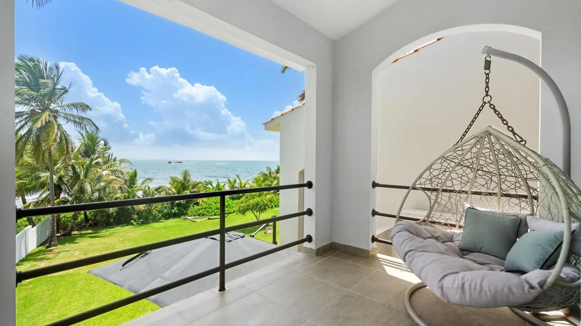 Olive Villa Palmas - Modern Beachfront Humacao Puerto Rico