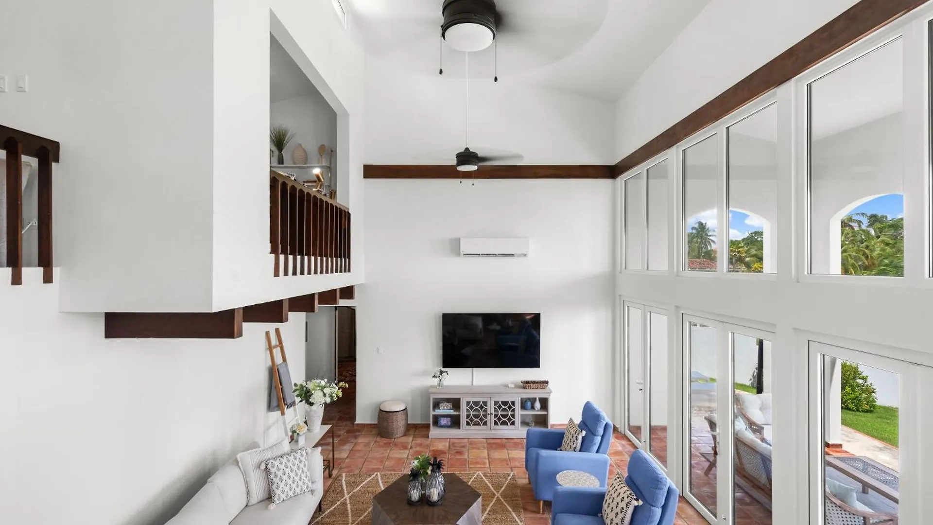 Olive Villa Palmas - Modern Beachfront Humacao